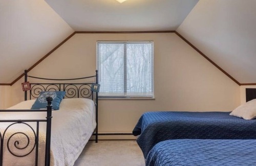 Caseville Cottage | Beautiful home in between Caseville and Port Austin with Private Beach Access