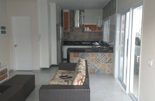 Caraguatatuba House | BEAUTIFUL HOME, IN CLOSED CONDOMINIUM!