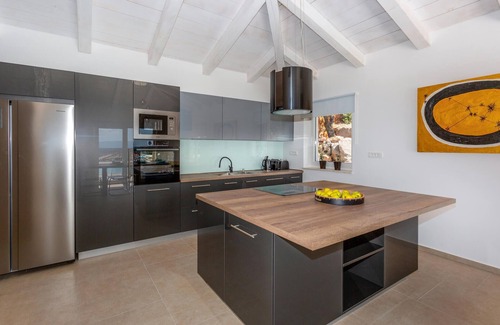 Jadranovo House | Beautiful home in Jadranovo