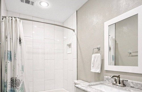 Milwood House | Beautiful Home in North Austin - 5 min to The Domain and Austin FC Stadium