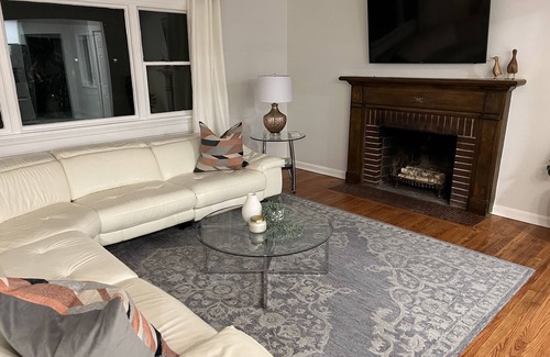 Oradell House | Beautiful Home in Oradell- close to NYC