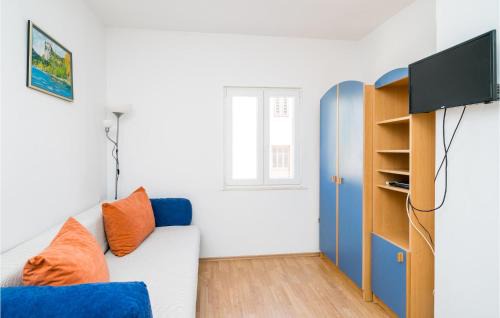 Slano House | Beautiful Home In Slano With Wifi