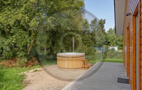 Varde Municipality House | Beautiful Home In Varde With Kitchen