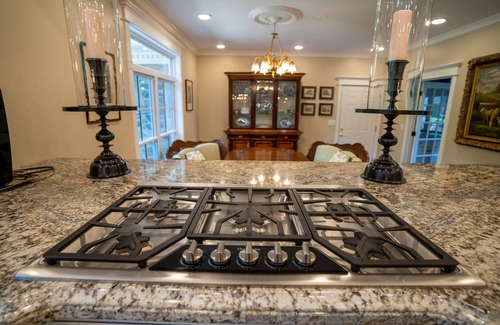 Carbondale House | Beautiful Home with Hot Tub, Community Pool, and Screened in Porch