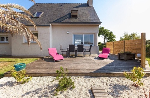 Landeda House | Beautiful house near the sea - view on the sea- in britanny