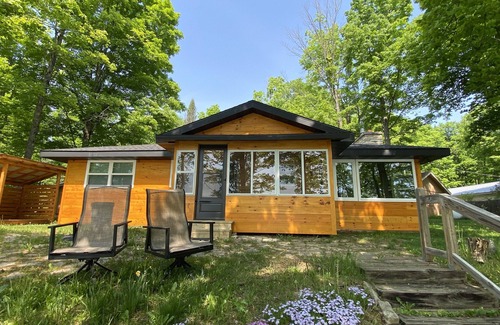 Iron River Cabin | Beautiful house on Camp Lake!