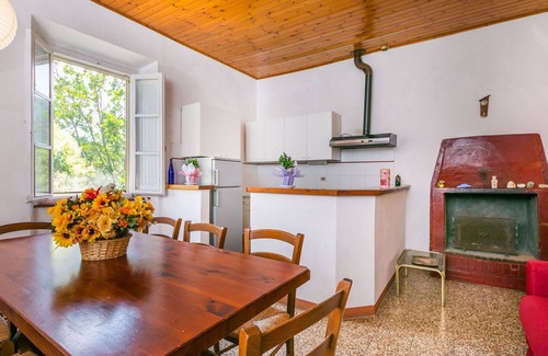 Rosignano Marittimo Villa | Beautiful apartment in villa for 10 people with pool, TV and pets allowed