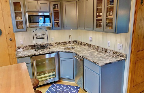 Fennville House | Beautiful Lake Michigan Home - Private Beach - Your Summer 2026 Escape!