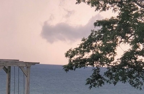 Fredonia House | Beautiful lakehouse