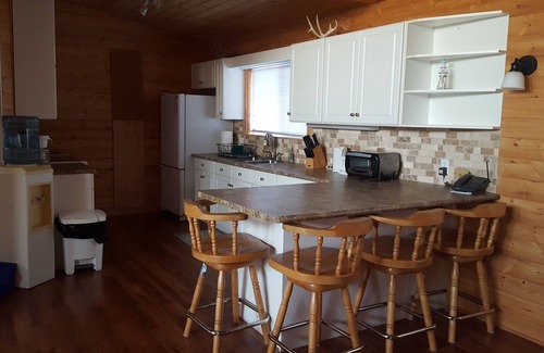 Manitoba Cabin | Beautiful Lakeview Cabin, quiet location, gorgeous sunsets & close to Beaches