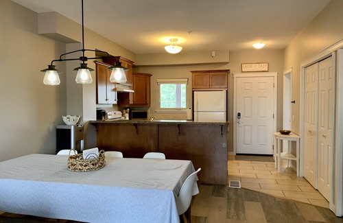 Okanagan-Similkameen House | Beautiful Lakeview Townhome in Lakeshore Villas