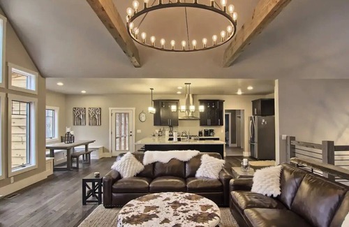 Boyne City House | Beautiful Mountain Home, Ski In/Ski Out & Golf within Boyne Mountain Resort