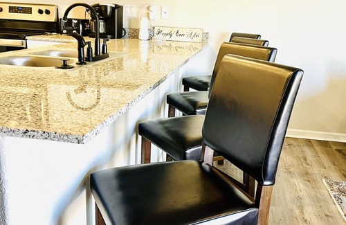 Fort Mohave House | Beautiful New 4 Bedroom, 2 Bath River Getaway Home, close to Casinos