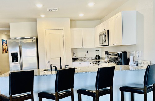 Fort Mohave House | Beautiful New 4 Bedroom, 2 Bath River Getaway Home, close to Casinos