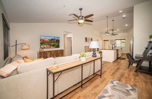 Yuma House | Beautiful Newly Remodeled Single Story 2Bdr 2Bath