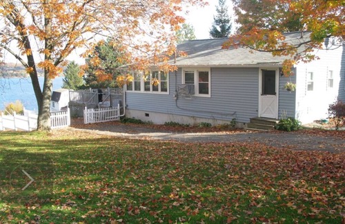 Skaneateles House | Beautiful newly renovated lake cottage near Anyelas Winery. 4 miles from Village