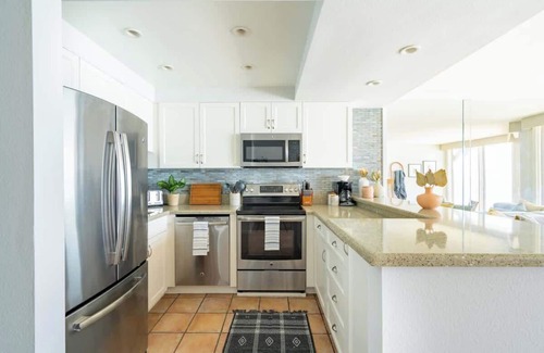 Solana Beach Condo | Beautiful Oceanfront Condo with Endless Views