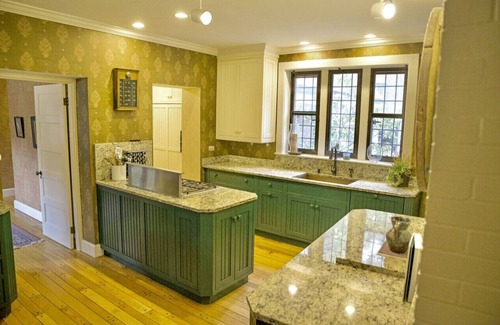 Pond Cove House | Beautiful oceanside Castle with private beach and seasonal swimming pool