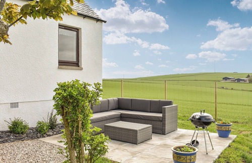 Banff Cottage | Beautiful one-bedroom holiday home sleeping four guests, with panoramic picturesque views.
