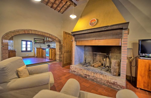 Montalcino Villa | Beautiful private villa with private pool, WIFI, A/C, TV, patio, panoramic view, close to Montalcino