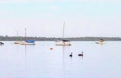 Dawesville House | Beautiful, Peaceful Estuary Views, Five Star Quality