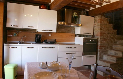 Subbiano Villa | Beautiful private villa for 2 people with A/C, private pool, WIFI and TV, close to Arezzo