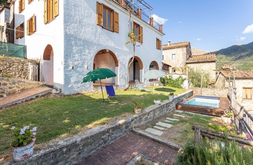 Bagni di Lucca Villa | Beautiful private villa with WIFI, private pool, sauna, TV, terrace, pets allowed and panoramic .