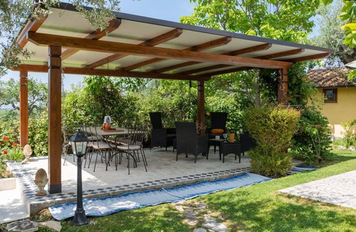 Fara in Sabina House | Beautiful private villa for 6 people with A/C, WIFI, private pool, TV and patio