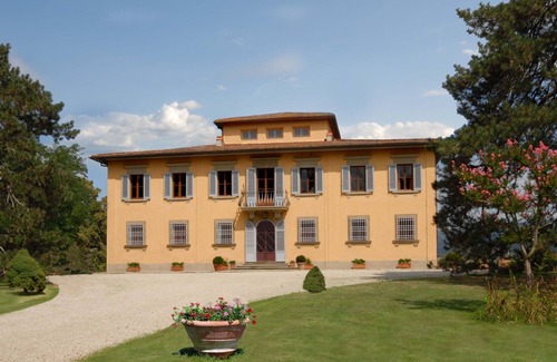 Vicchio Villa | Beautiful private villa for 14 guests with private pool, WIFI, TV, terrace and panoramic view