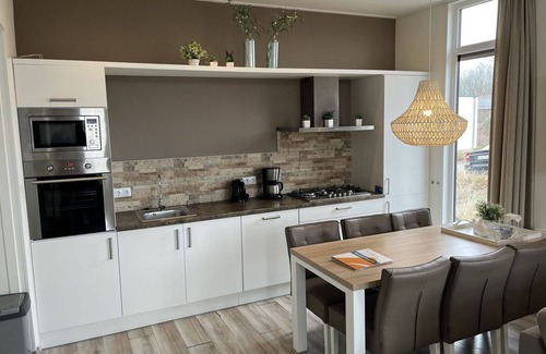 Municipality of Hellevoetsluis House | Beautiful private villa for 6 people with WIFI, TV and terrace