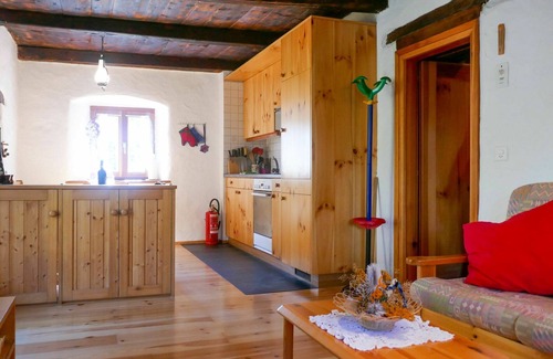 Blenio House | Beautiful private villa for 2 people with WIFI, TV, patio and panoramic view
