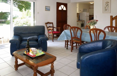 Le Tronchet House | Beautiful private villa for 6 guests with WIFI, TV and terrace