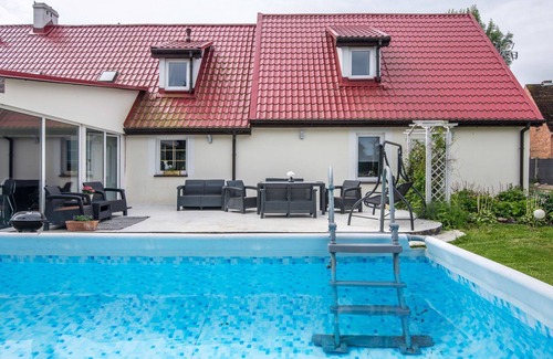 gmina Dobra House | Beautiful private villa for 10 people with WIFI, private pool, TV, terrace and pets allowed