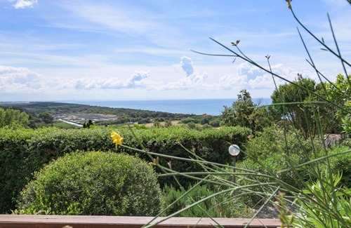 Ansedonia House | Beautiful private villa for 8 people with WIFI, A/C, TV, patio and pets allowed
