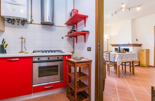 Scandicci Villa | Beautiful private villa for 4 guests with WIFI, TV, patio, pets allowed and panoramic view