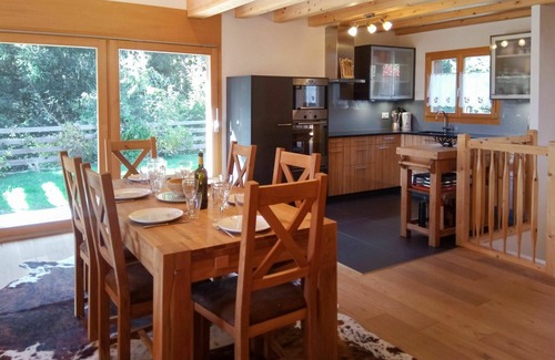 Leytron House | Beautiful private villa for 8 guests with WIFI, TV and terrace