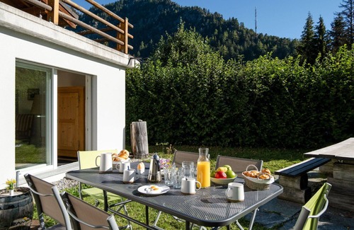 Champex-Lac House | Beautiful private villa for 8 guests with WIFI, TV, terrace and pets allowed