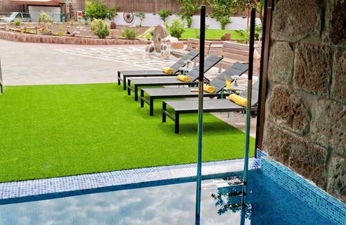 Ingenio Villa | Beautiful private villa for 12 guests with WIFI, private pool, A/C, TV and patio