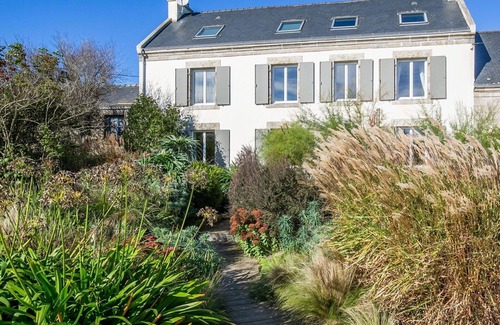 Tregunc Villa | Beautiful private villa for 6 guests with WIFI, TV and terrace