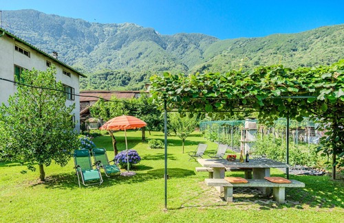 Piantedo House | Beautiful private villa for 5 guests with WIFI, TV, patio and pets allowed