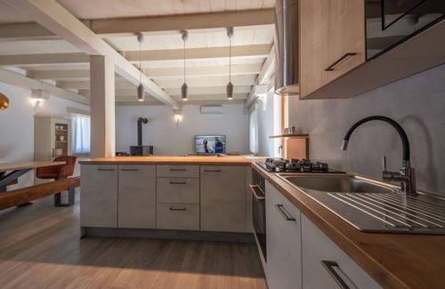 Senj House | Beautiful private villa for 6 people with A/C, hot tub, WIFI, private pool, TV and terrace