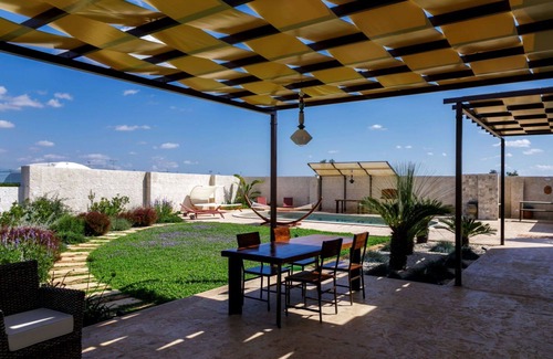 Nardo Villa | Beautiful private villa for 6 guests with WIFI, A/C, private pool, TV, patio and pets allowed