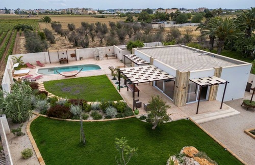 Nardo Villa | Beautiful private villa for 6 guests with WIFI, A/C, private pool, TV, patio and pets allowed