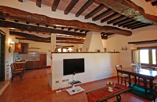 Narni Villa | Beautiful property with private pool, sleeps 17 people, quiet location.