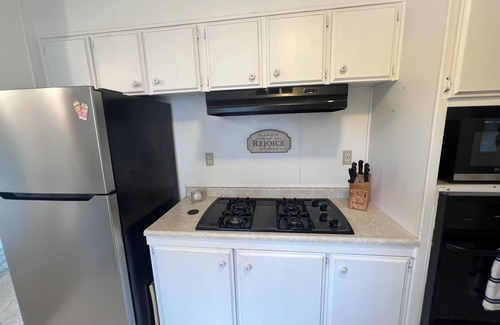 Agoura Hills House | Beautiful, Quiet Mountain View 2-bedroom mobile-home in majestic Agoura Hills