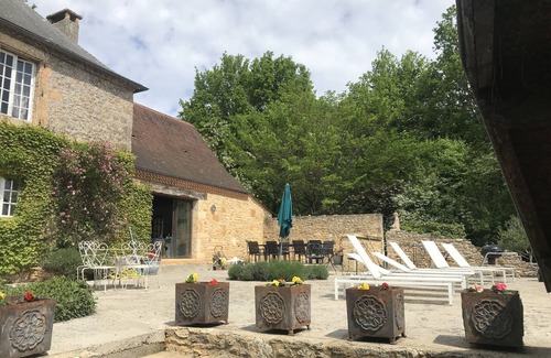 Auriac-du-Perigord House | Beautiful residence, heart of Périgord Noir and tourist sites, heated pool