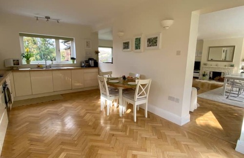 Westcott House | Beautiful Surrey Hills house with panoramic views in an AONB, sleeps up to 8