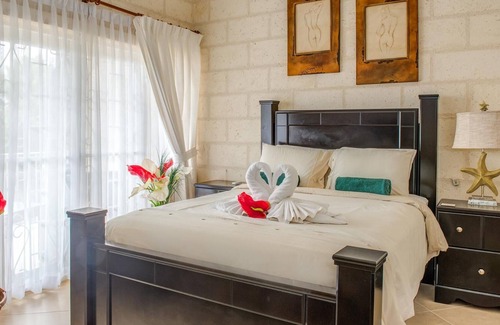 Mount Standfast Apartment | Beautiful Three Bedroom Townhouse