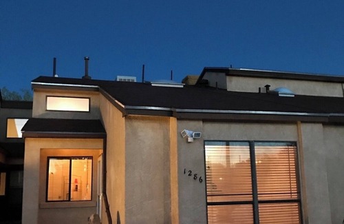 Rio Rancho House | Beautiful Townhome in Prime Location in Rio Rancho