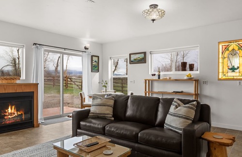 Stevensville Apartment | Beautiful views of the Sapphire Mountains from this new one bedroom unit